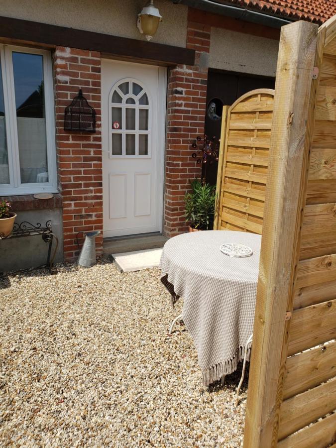 Chez Didier Et Vero Houville-la-Branche ภายนอก รูปภาพ
